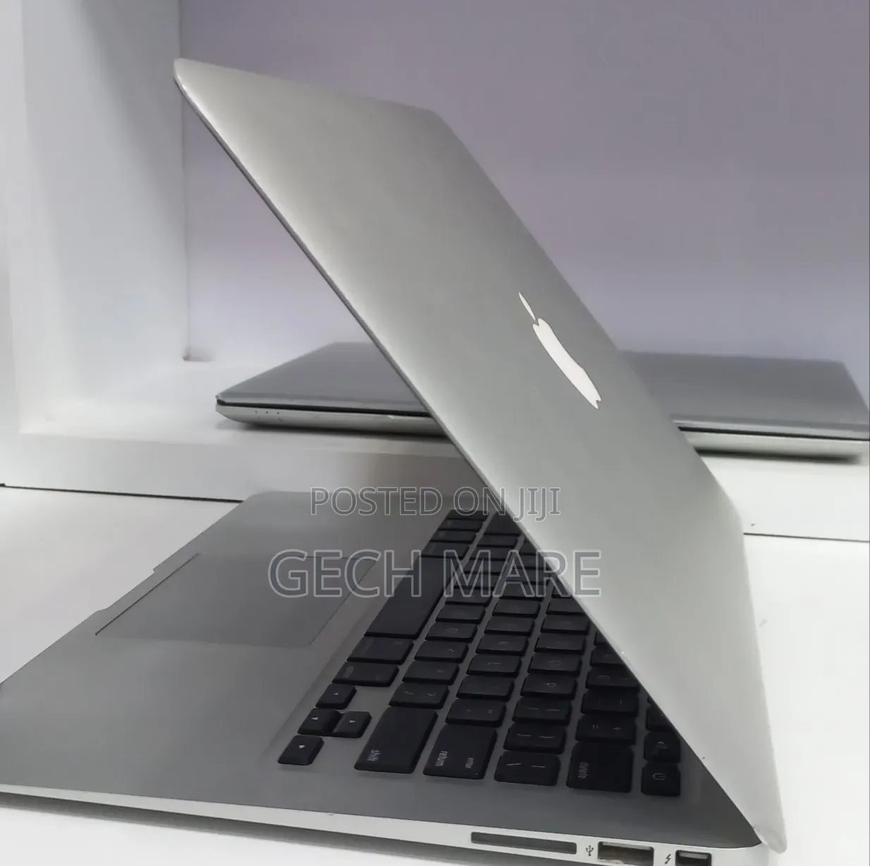 New Laptop Apple MacBook Air 2017 8GB Intel Core i7 SSD 128GB