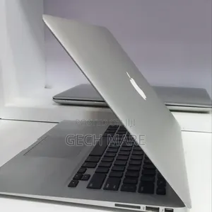 New Laptop Apple MacBook Air 2017 8GB Intel Core i7 SSD 128GB
