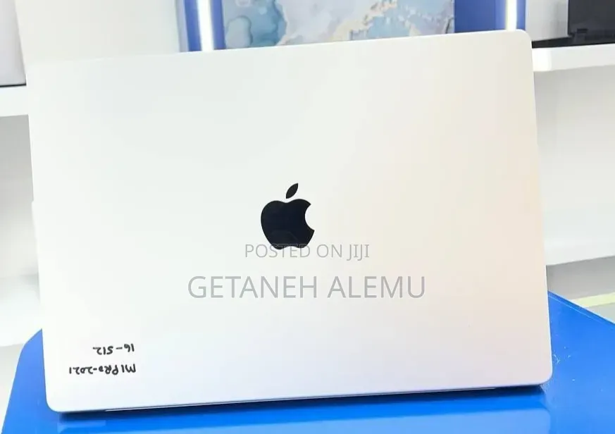 New Laptop Apple MacBook Pro 2021 M1 16GB Intel Core i7 SSD 512GB