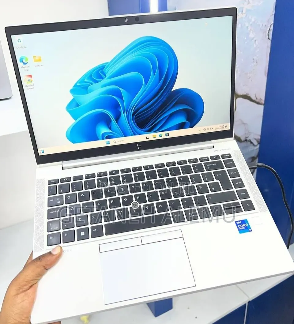 New Laptop HP EliteBook 840 16GB Intel Core i7 SSD 512GB