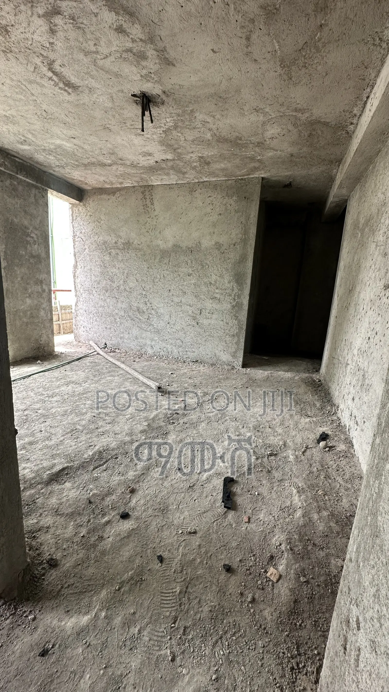 2bdrm Condo in አያት ቦሌ በሻሌ 40/60, Bole for sale