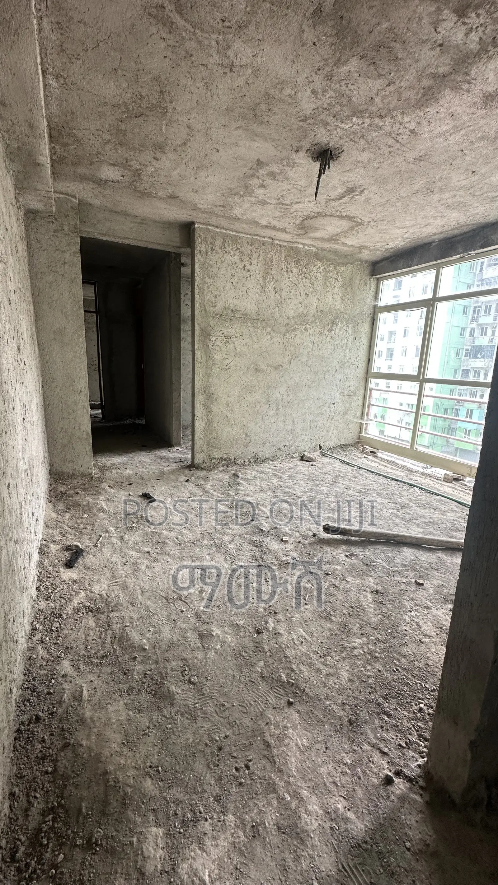 2bdrm Condo in አያት ቦሌ በሻሌ 40/60, Bole for sale