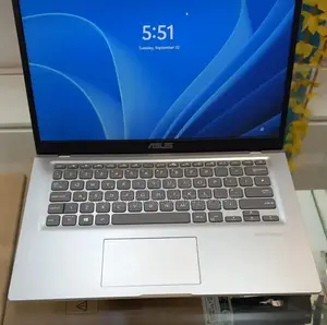 New Laptop Asus Vivobook 15 8GB Intel Core i5 SSD 512GB