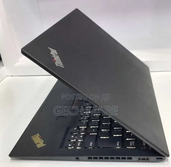 New Laptop Lenovo ThinkPad X1 Carbon 8GB Intel Core i5 SSD 256GB