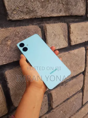 Samsung Galaxy A06 128 GB Blue