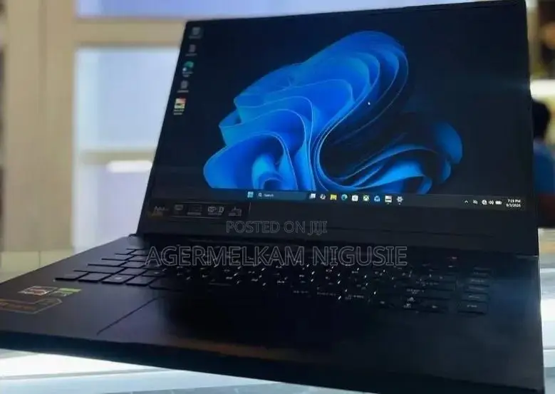New Laptop Asus ROG Strix G15 16GB Intel Core i9 SSD 512GB