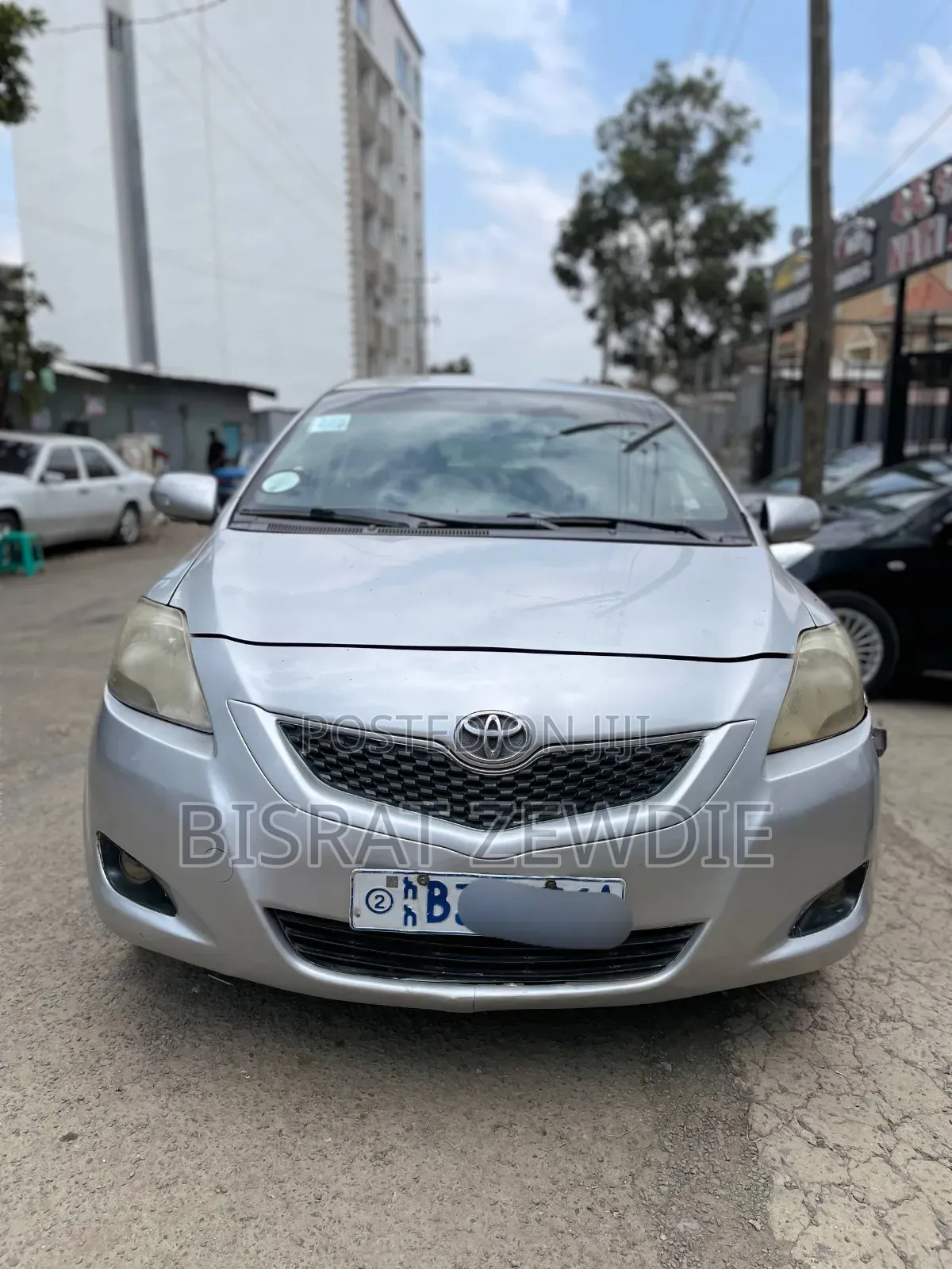 Toyota Yaris 2010 Silver
