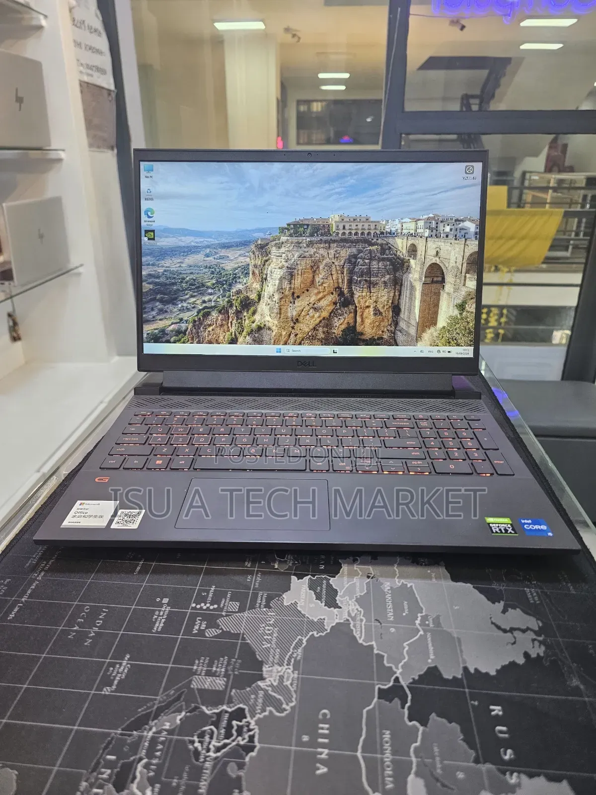 New Laptop Dell Latitude 5520 16GB Intel Core i5 SSD 512GB