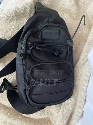 Duchamp London Premium Rubberized Crossbody Sling Bag – Black