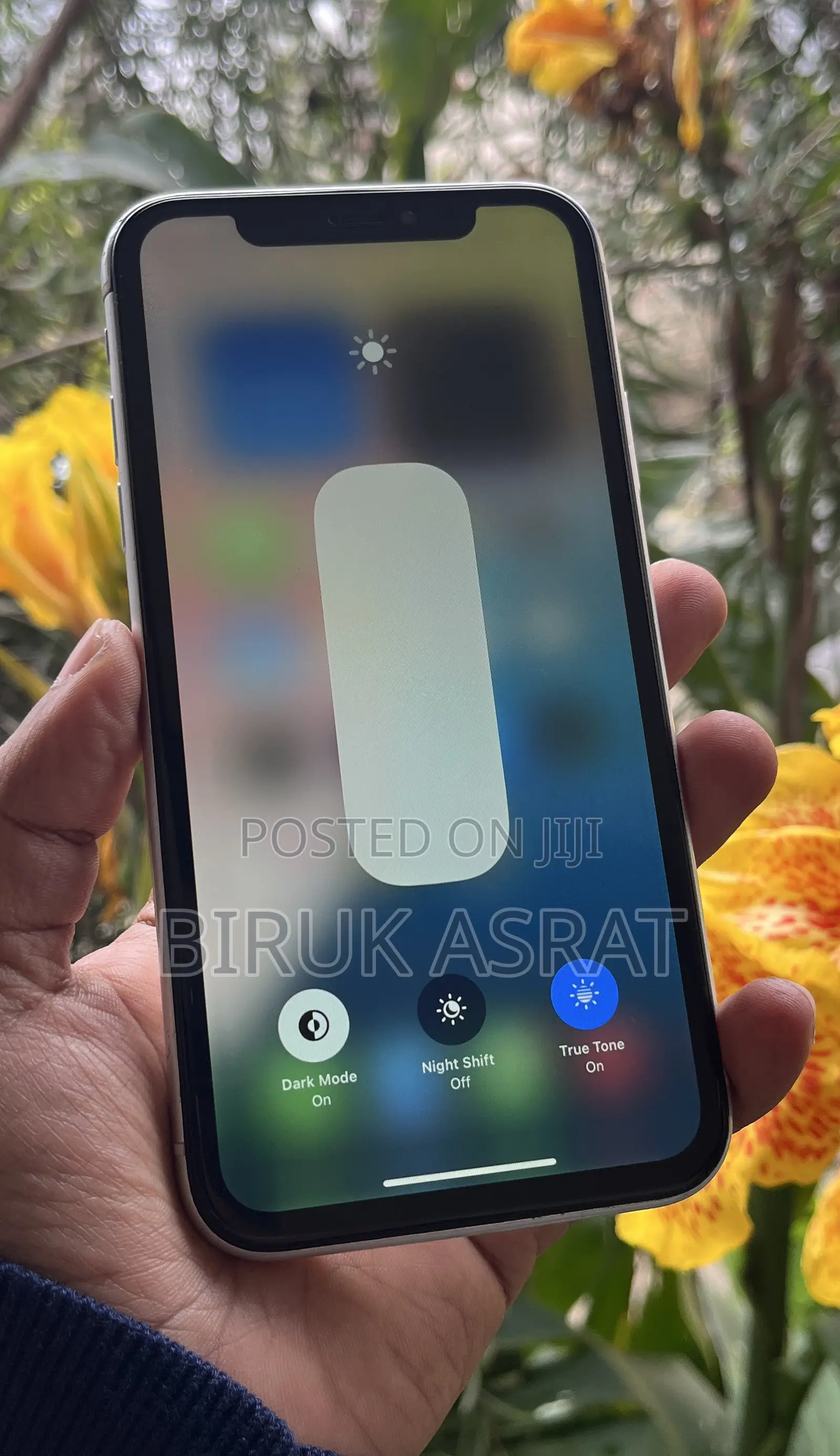 Apple iPhone XR 64 GB White