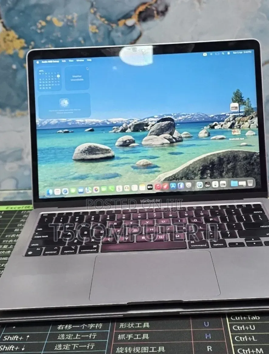 New Laptop Apple MacBook Air 2020 M1 8GB Apple M1 SSD 256GB