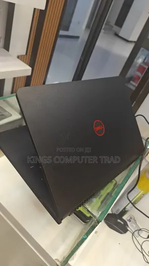 New Laptop Dell Inspiron 15 8GB Intel Core i7 HDD+SSD 500GB