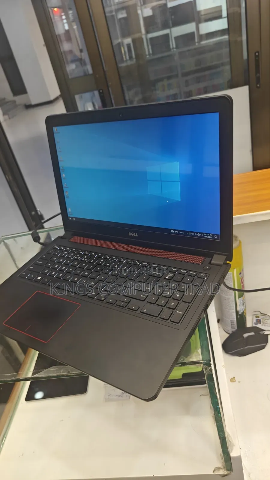 New Laptop Dell Inspiron 15 8GB Intel Core i7 HDD+SSD 500GB