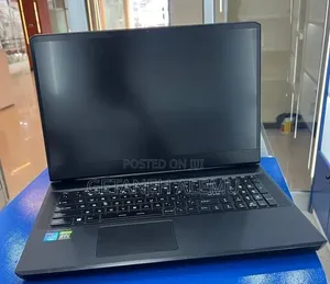 New Laptop MSI GP75 Leopard 16GB Intel Core i7 SSD 512GB