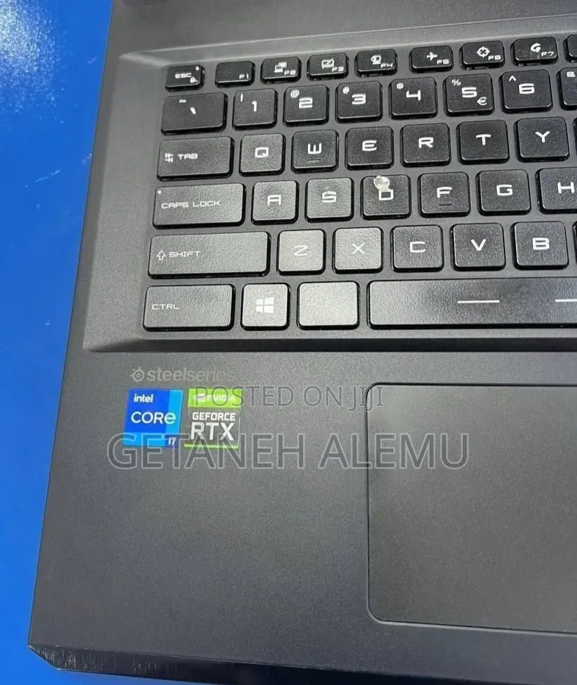 New Laptop MSI GP75 Leopard 16GB Intel Core i7 SSD 512GB