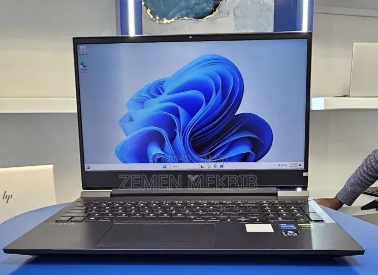 New Laptop HP Victus 15 16GB Intel Core i5 SSD 512GB