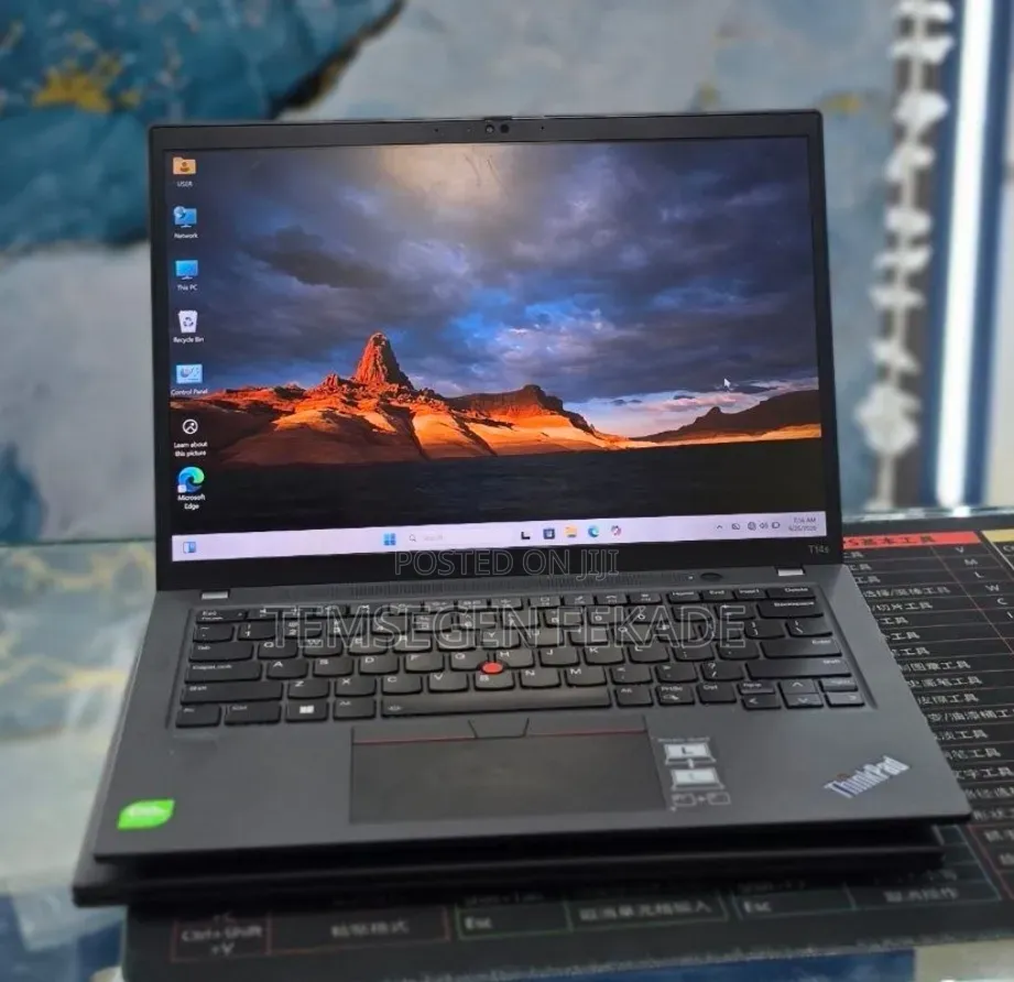 New Laptop Lenovo ThinkPad T14s Gen 2 32GB Intel Core i7 SSD 512GB
