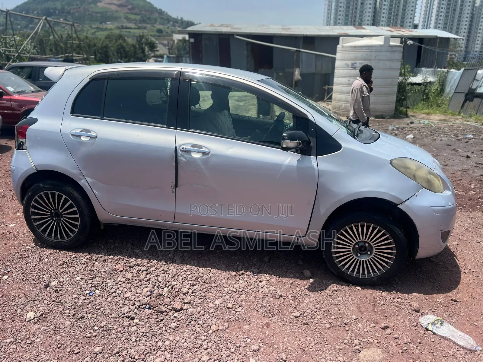 Toyota Yaris 2010 Silver