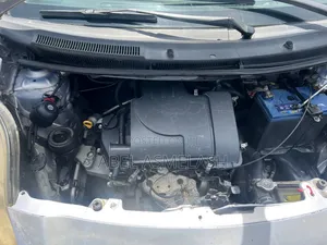 Toyota Yaris 2010 Silver