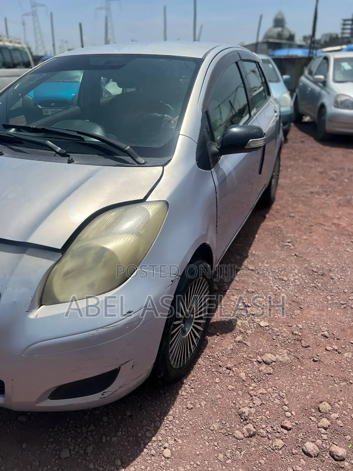 Toyota Yaris 2010 Silver