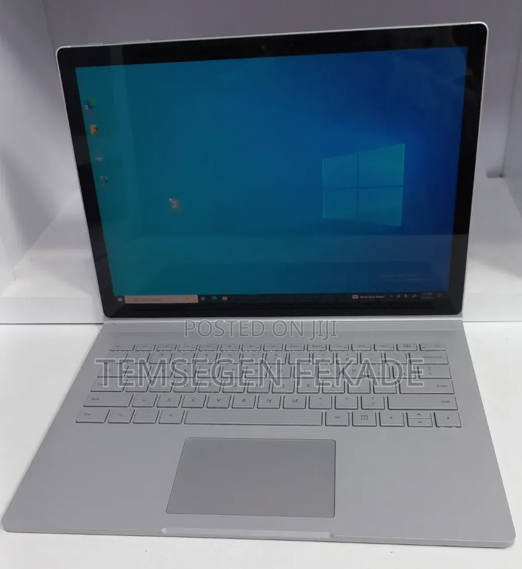 New Laptop Microsoft Surface Book 2 16GB Intel Core i7 SSD 512GB