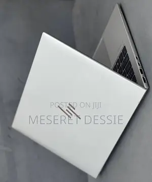 New Laptop HP EliteBook 830 G9 16GB Intel Core i5 SSD 512GB