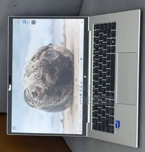 New Laptop HP EliteBook 830 G9 16GB Intel Core i5 SSD 512GB