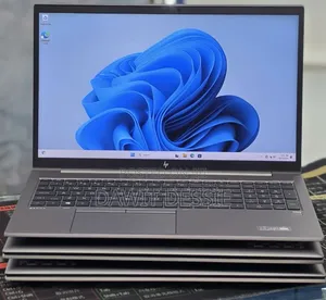 New Laptop HP 16GB Intel Core i5 SSD 512GB