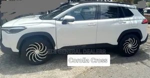 Toyota Corolla Cross 2022 White