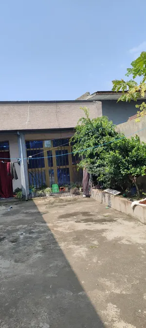 Furnished 8bdrm House in Bishoftu Dukem, East Shewa for sale