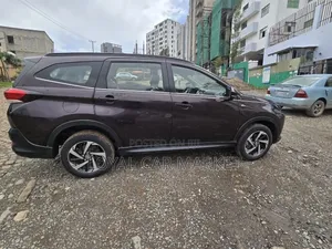 Toyota Rush 2021 Burgundy