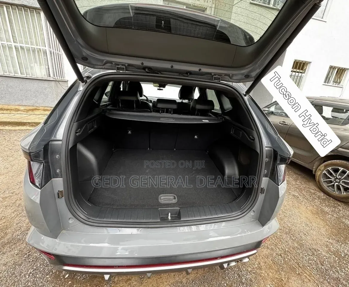 Hyundai Tucson 2023 Gray