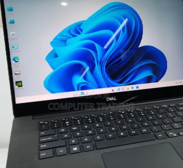 New Laptop Dell XPS 13 16GB Intel Core i7 SSD 512GB