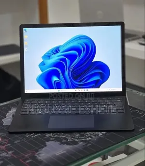 New Laptop Microsoft Surface Laptop 4 16GB Intel Core i7 SSD 512GB