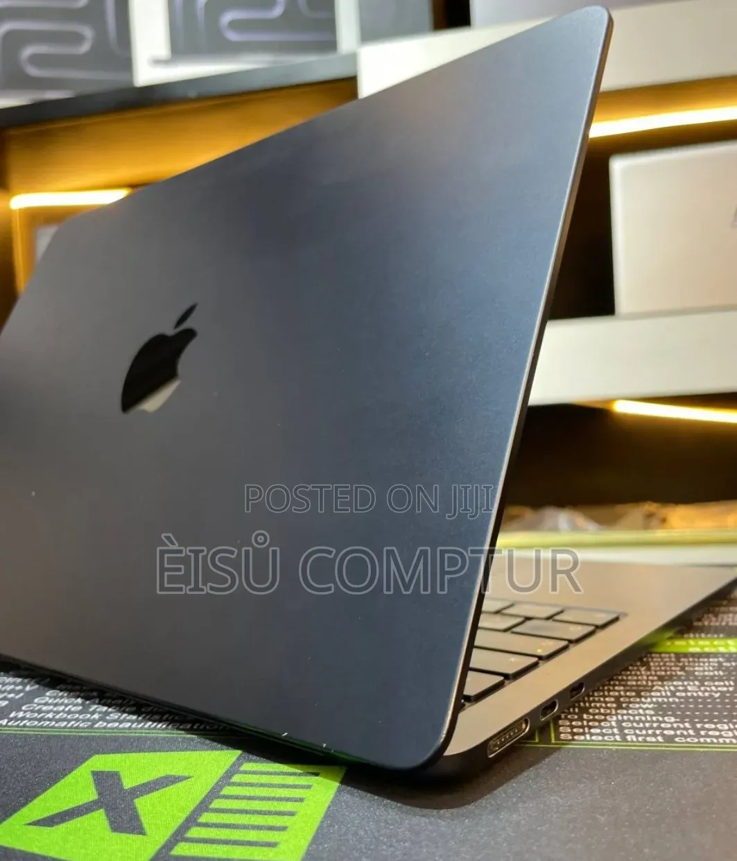 New Laptop Apple MacBook Air 2022 M2 8GB Apple M2 SSD 512GB