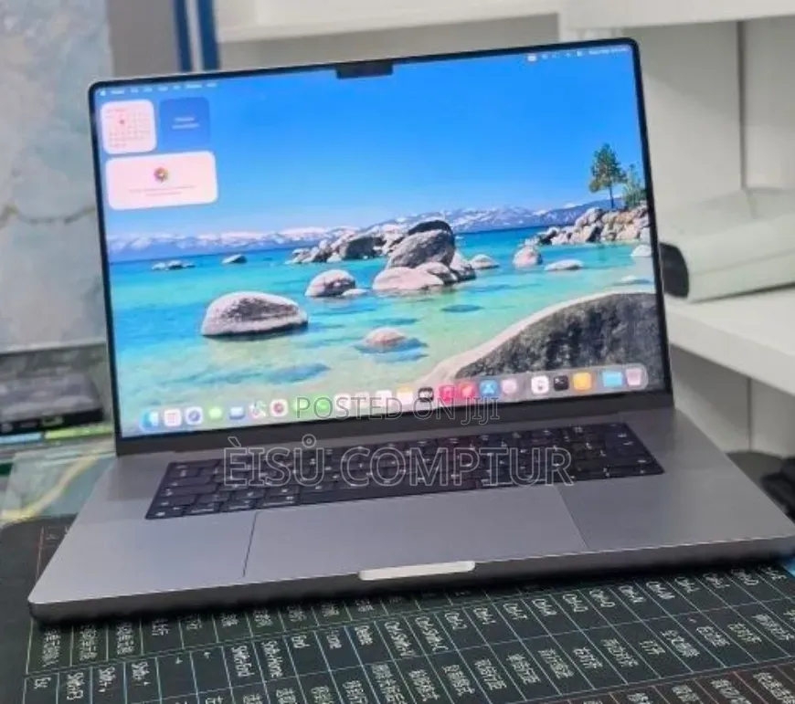 New Laptop Apple MacBook Pro 2020 M1 32GB Apple M1 Pro SSD 1T