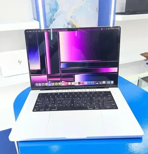 New Laptop Apple MacBook Pro 16GB Apple M1 Pro SSD 512GB