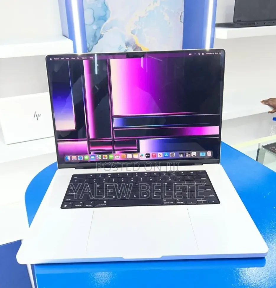 New Laptop Apple MacBook Pro 16GB Apple M1 Pro SSD 512GB