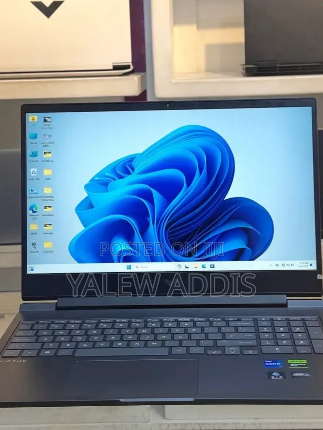New Laptop HP Victus 16 16GB Intel Core i7 SSD 512GB