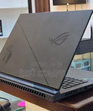 New Laptop Asus ROG Strix G18 16GB Intel Core i9 SSD 1T