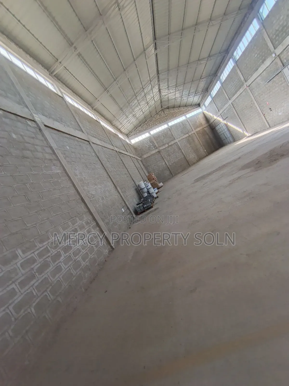 Warehouse for Rent Kaliti AA on Asphalt Road With It's 200kw Power