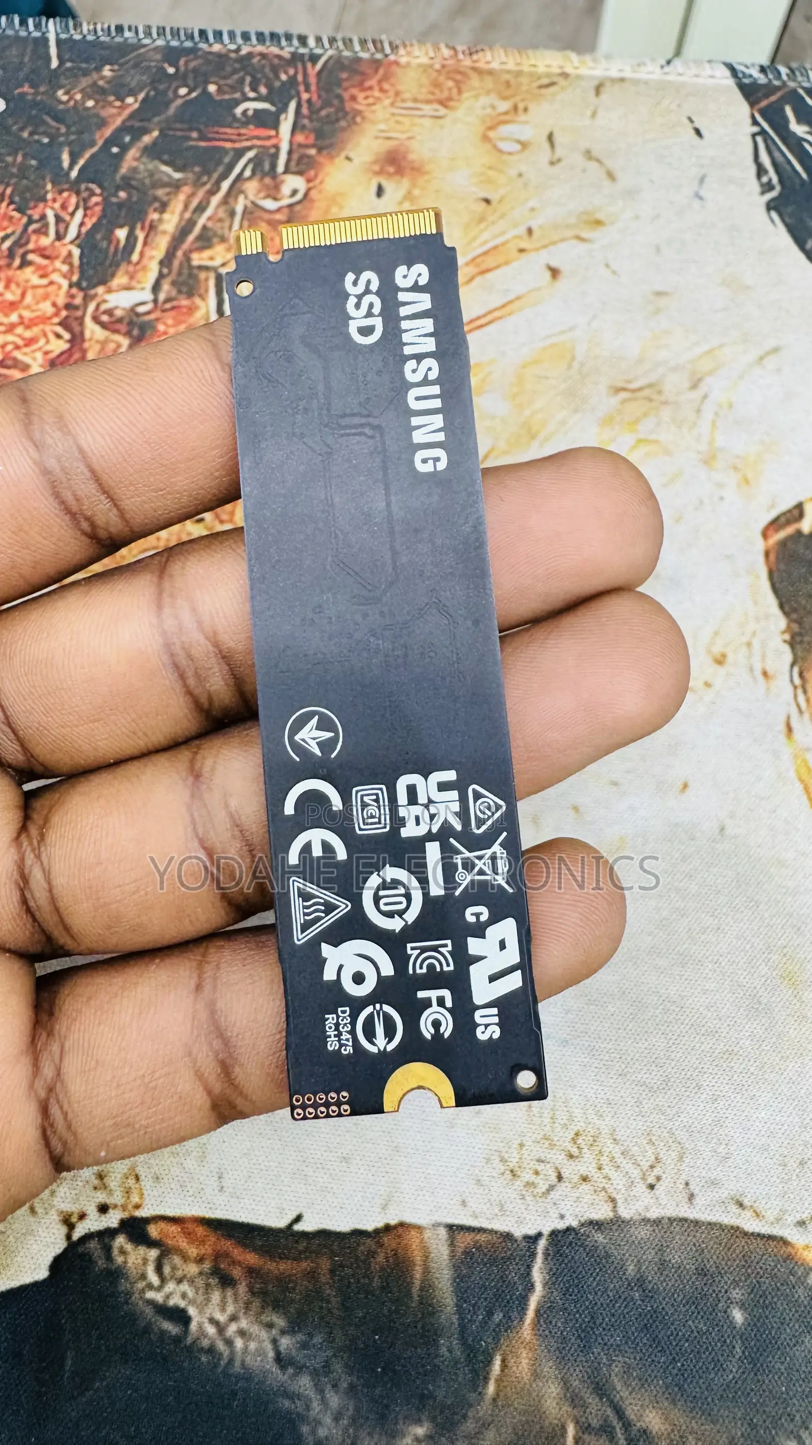 Samsung PM9B1 1TB NVMe M.2 SSD - High-Speed PCIe Gen 4x4