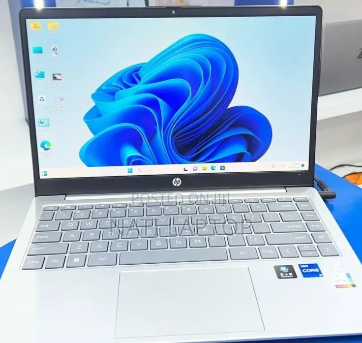 New Laptop HP Stream Notebook 16GB Intel Core i5 SSD 1T