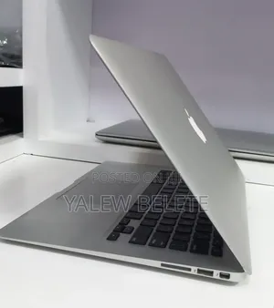 New Laptop Apple MacBook Pro 2017 8GB Intel Core i7 SSD 128GB