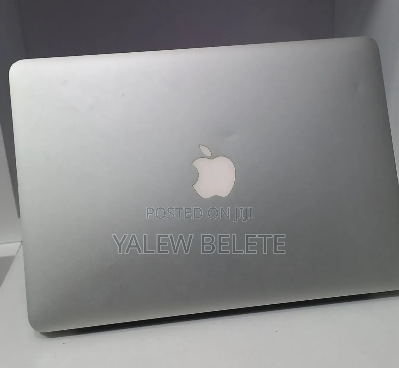 New Laptop Apple MacBook Pro 2017 8GB Intel Core i7 SSD 128GB