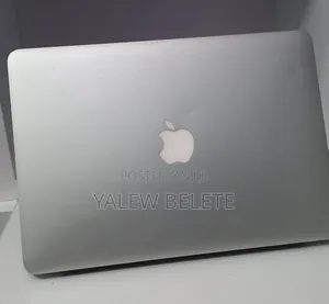 New Laptop Apple MacBook Pro 2017 8GB Intel Core i7 SSD 128GB