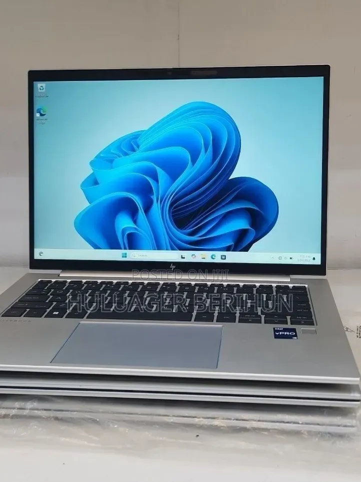 New Laptop HP EliteBook 840 G9 16GB Intel Core i5 SSD 512GB