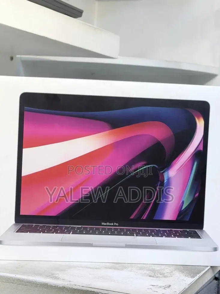 New Laptop Apple MacBook Pro 2020 M1 16GB Apple M1 SSD 512GB