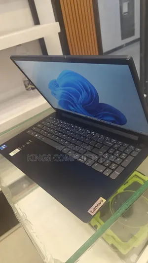 New Laptop Lenovo Ideapad 3 8GB Intel Core i5 HDD+SSD 500GB