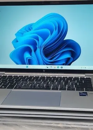 New Laptop HP EliteBook 830 G9 16GB Intel Core i5 SSD 512GB